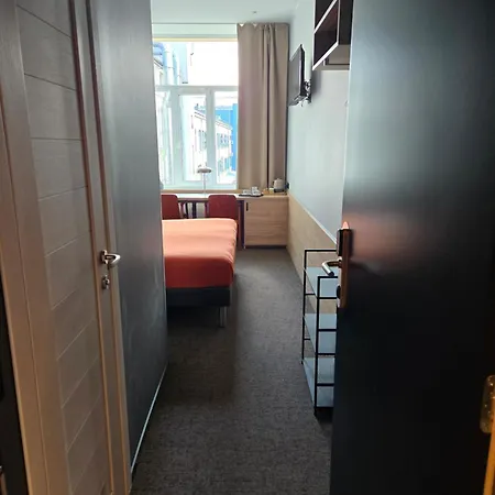 Hotel Private In The Corner Of Centre 4*