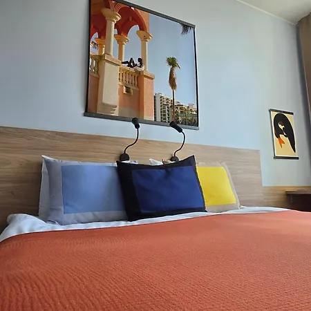 Private In The Corner Of Centre 4*