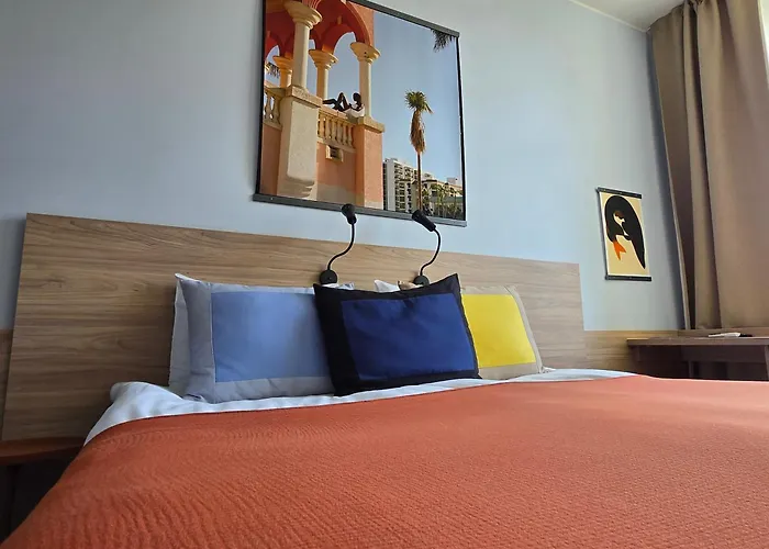 Private In The Corner Of Centre 4*